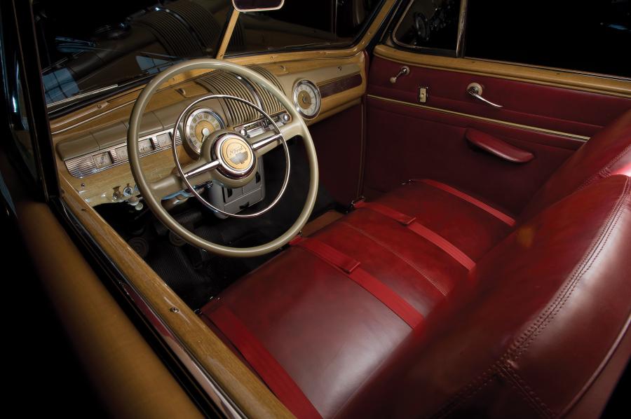  Ford Super DeLuxe Sportsman Convertible 1947 года  (фото 53 из 61)